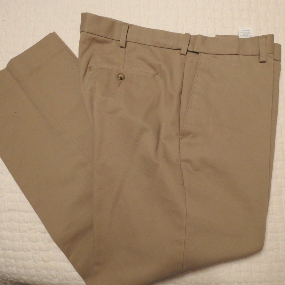 Men's Savane Dress/Casual Pants. Size 38 x 30 NWOT. Beige